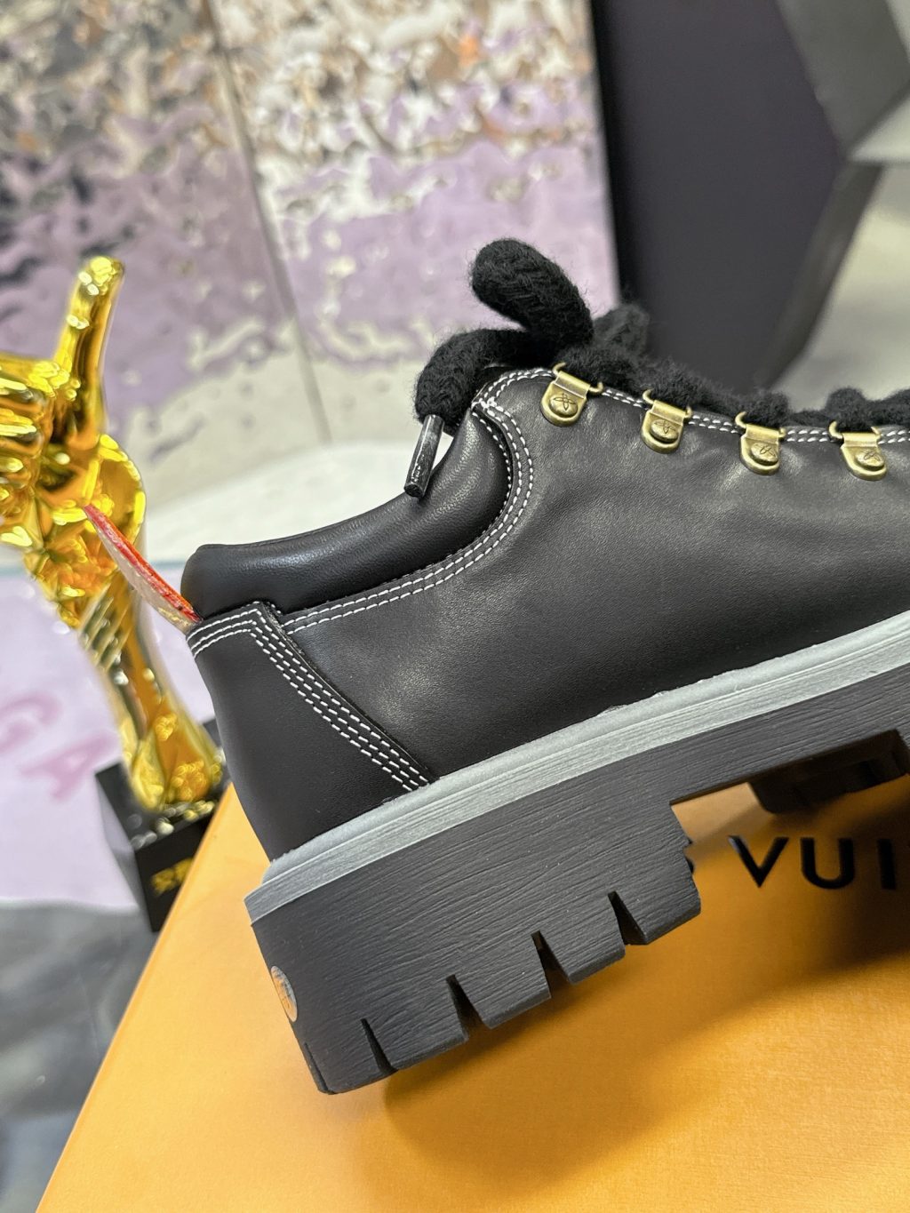 Louis Vuitton Derby LV Remix - Image 5