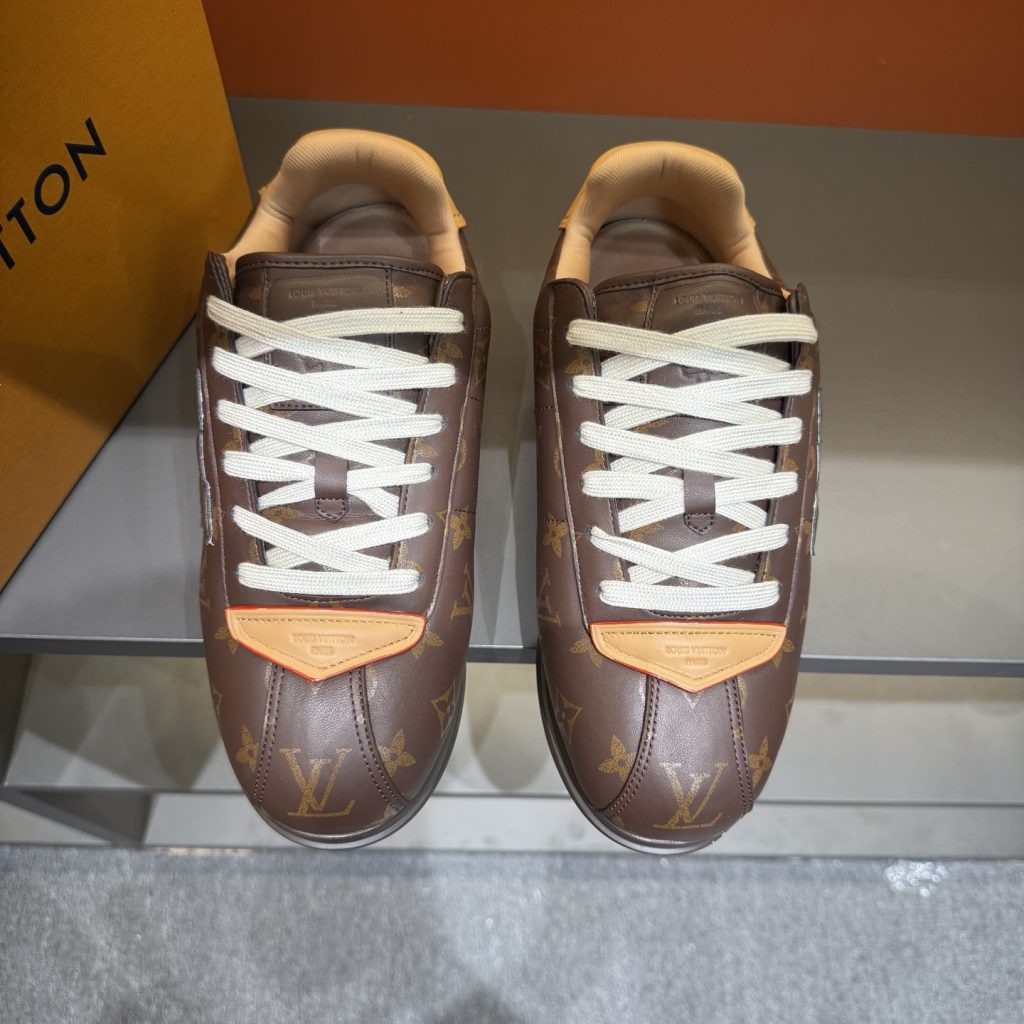 Louis Vuitton BUTTERSOFT Sports Shoes - Image 3