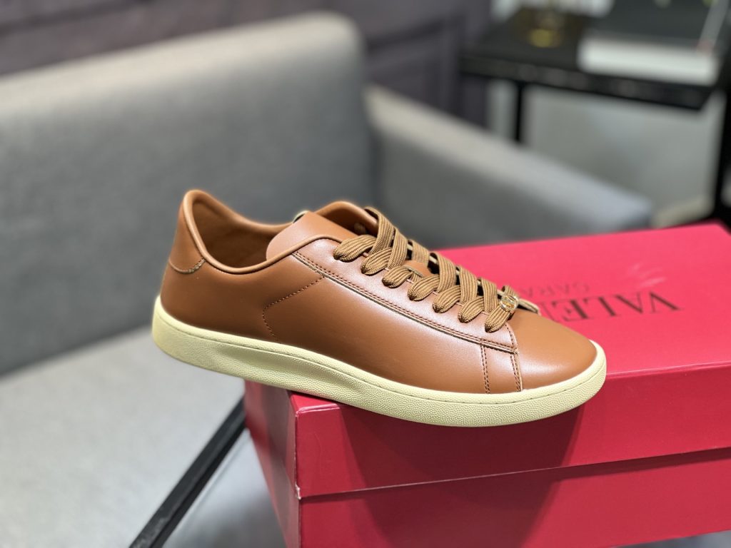 VALENTINO Royco Sneaker - Image 2