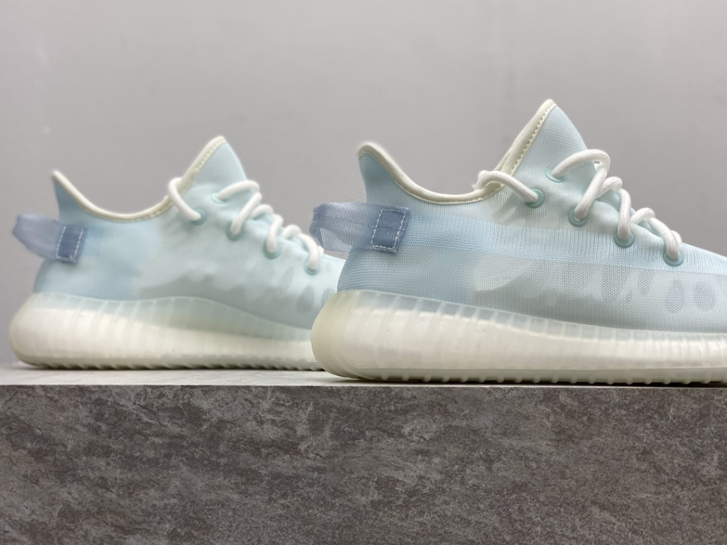 YEEZY BOOST 350 V2 Mono Mist - Image 4