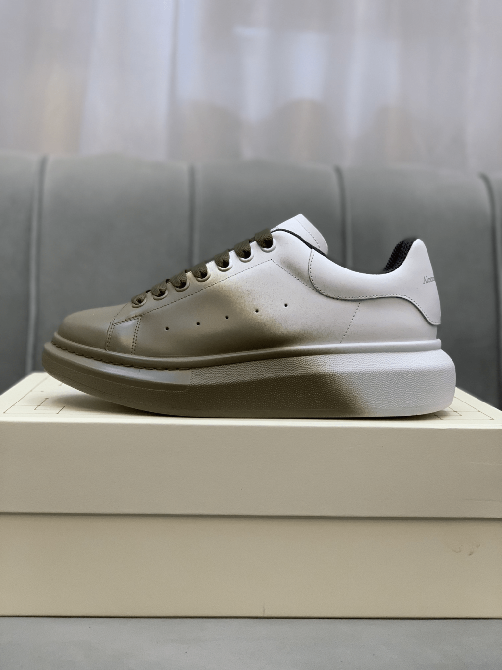 ALEXANDER MCQUEEN - Image 2