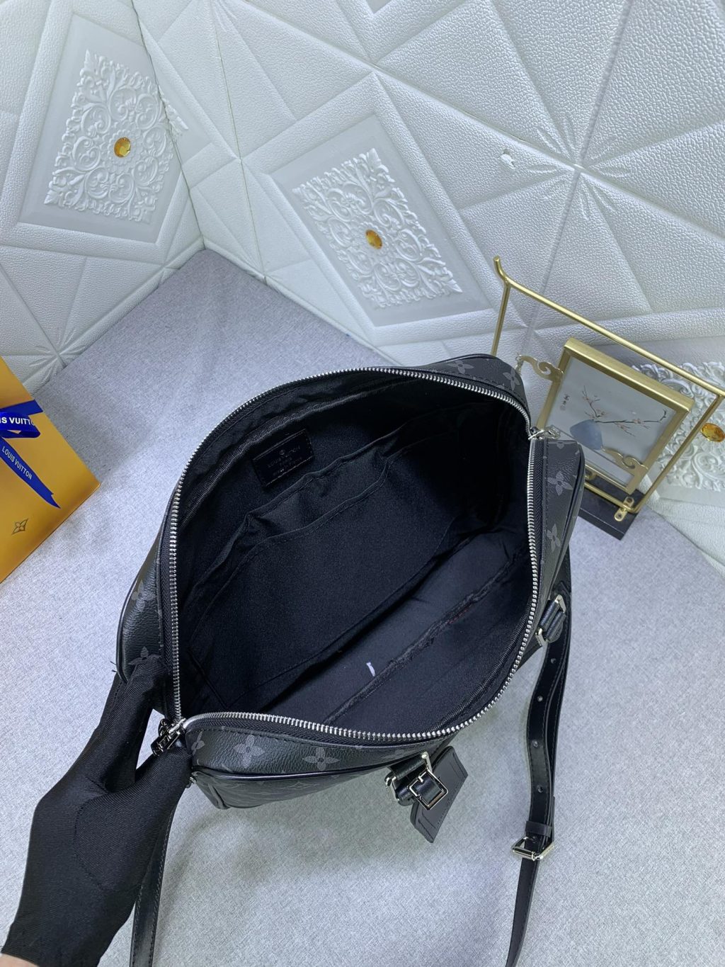 Louis Vuitton Porte Documents Voyage Monogram Black 37Cm M46457 - Image 3