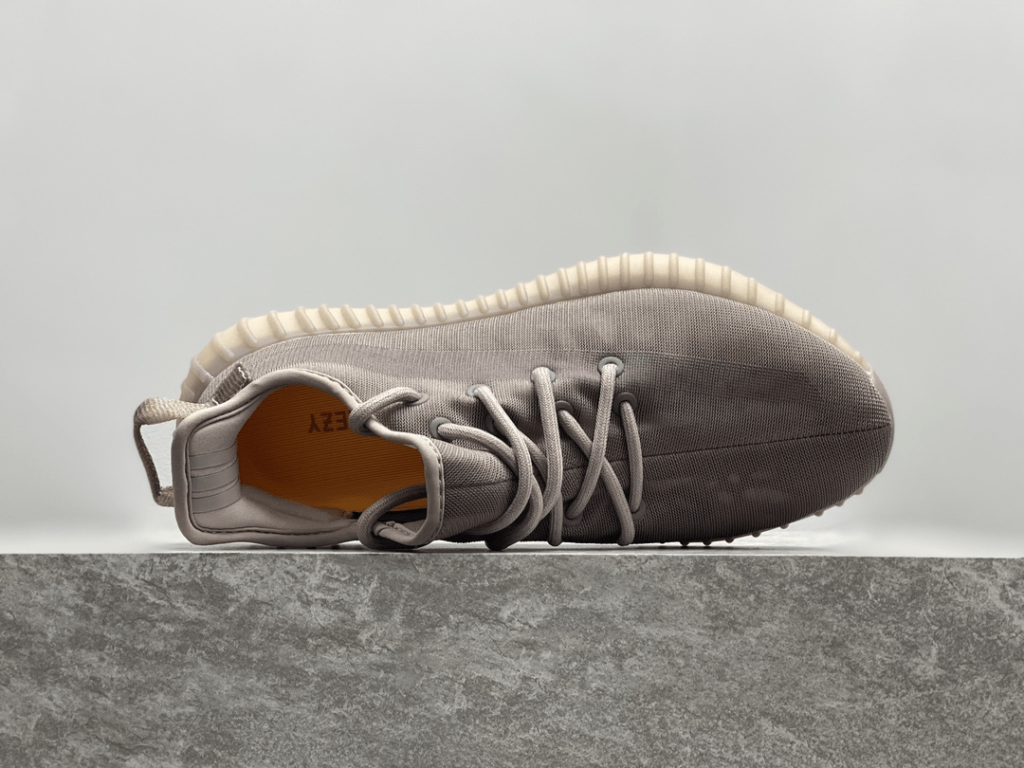 YEEZY BOOST 350 V2 Mono Mist - Image 2