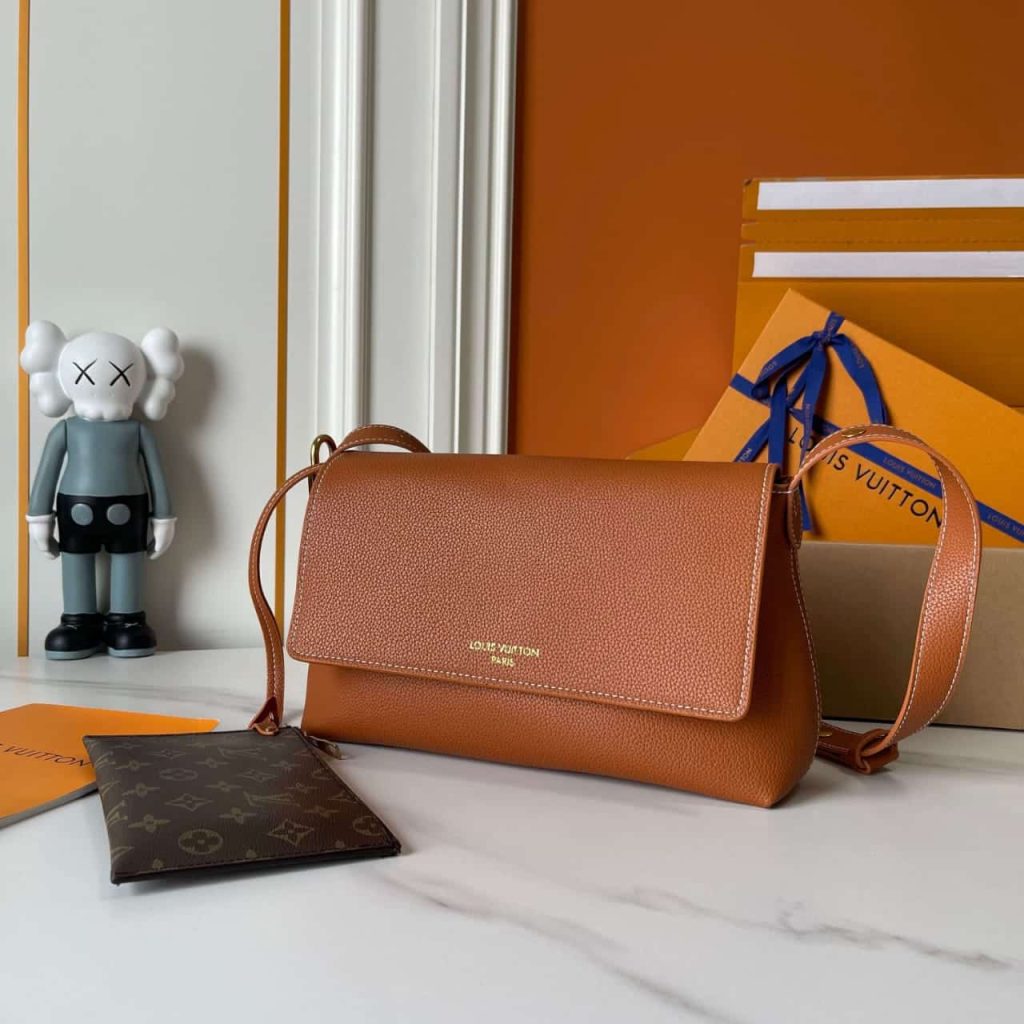 Louis Vuitton Low Key Messenger Brown 30cm M13151 - Image 4