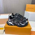 Louis Vuitton Runner Tatic Sneaker - Image 4