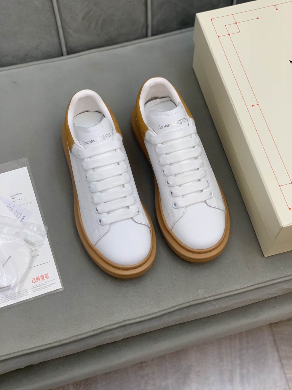 ALEXANDER MCQUEEN - Image 3