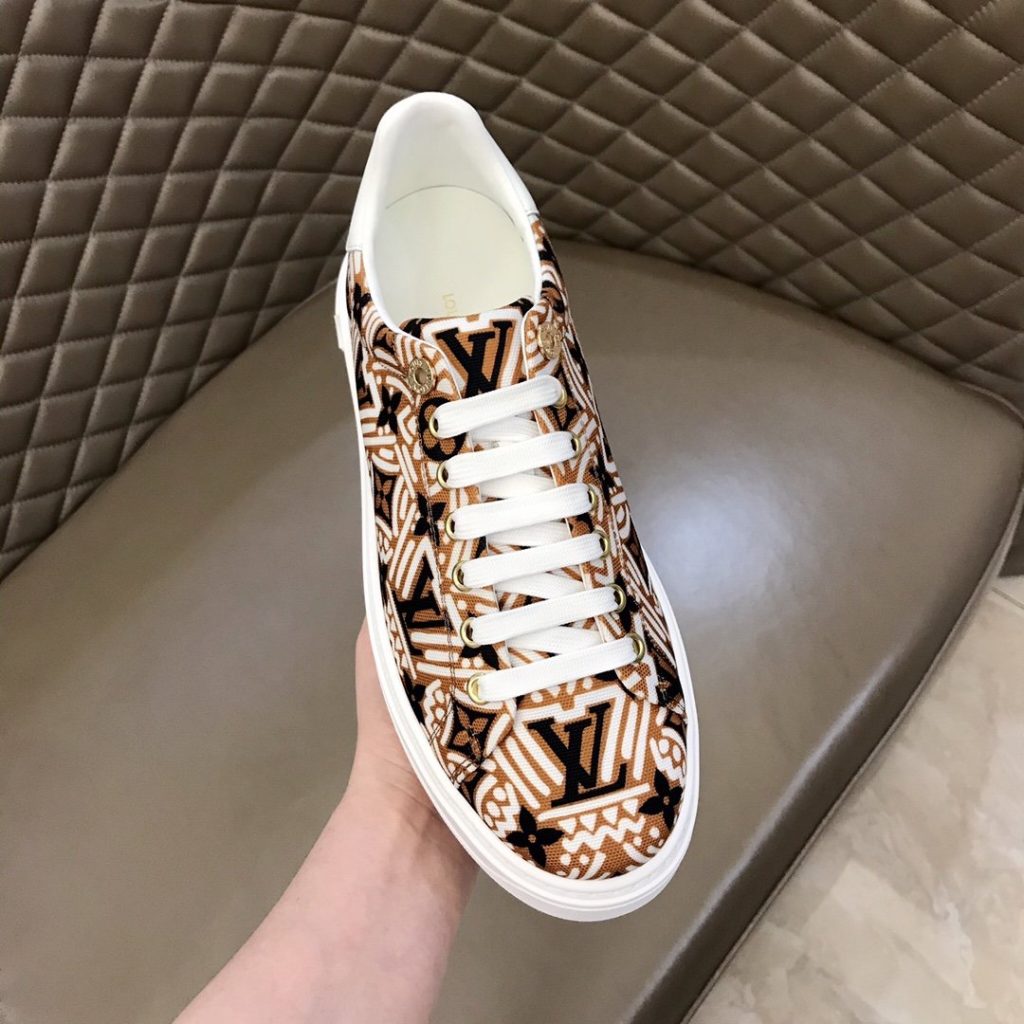 Louis Vuitton Luxury Brand Sports Casual Shoes - Image 3