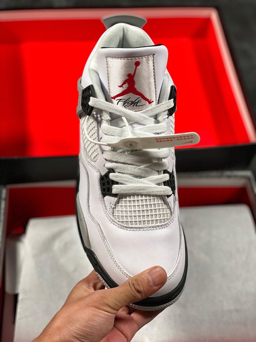 Air Jordan 4 - Image 3