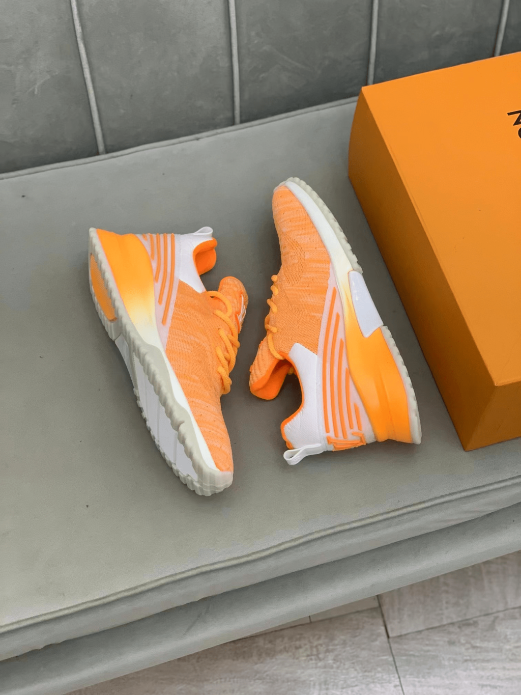 Louis Vuitton - Image 2