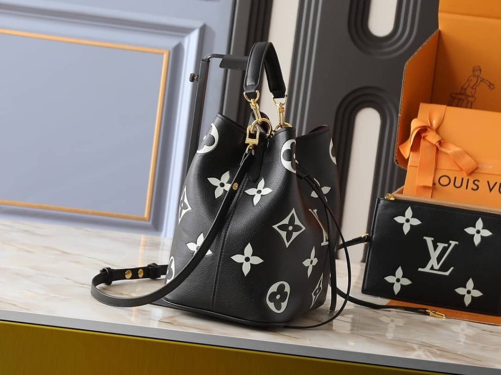 Louis Vuitton Néonoé MM Black 25cm M45497 - Image 5