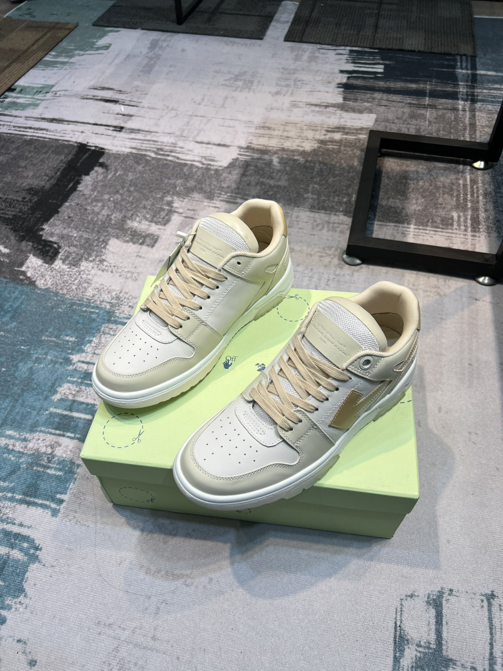 OFF WHITE couple models The latest spring models release the highest quality - Image 3