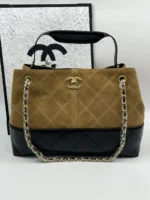 Chanel 25A Hobo Bag - Image 2